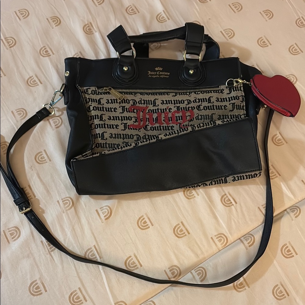 Juicy Couture Black and Beige Tote Bag
